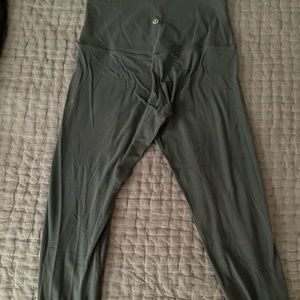 Lululemon Align High Rise Pants 25” size 6